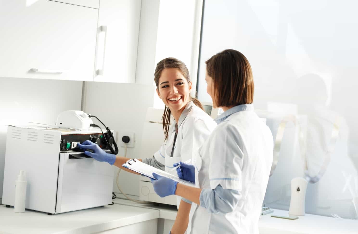 How to use the Tuttnauer Autoclave